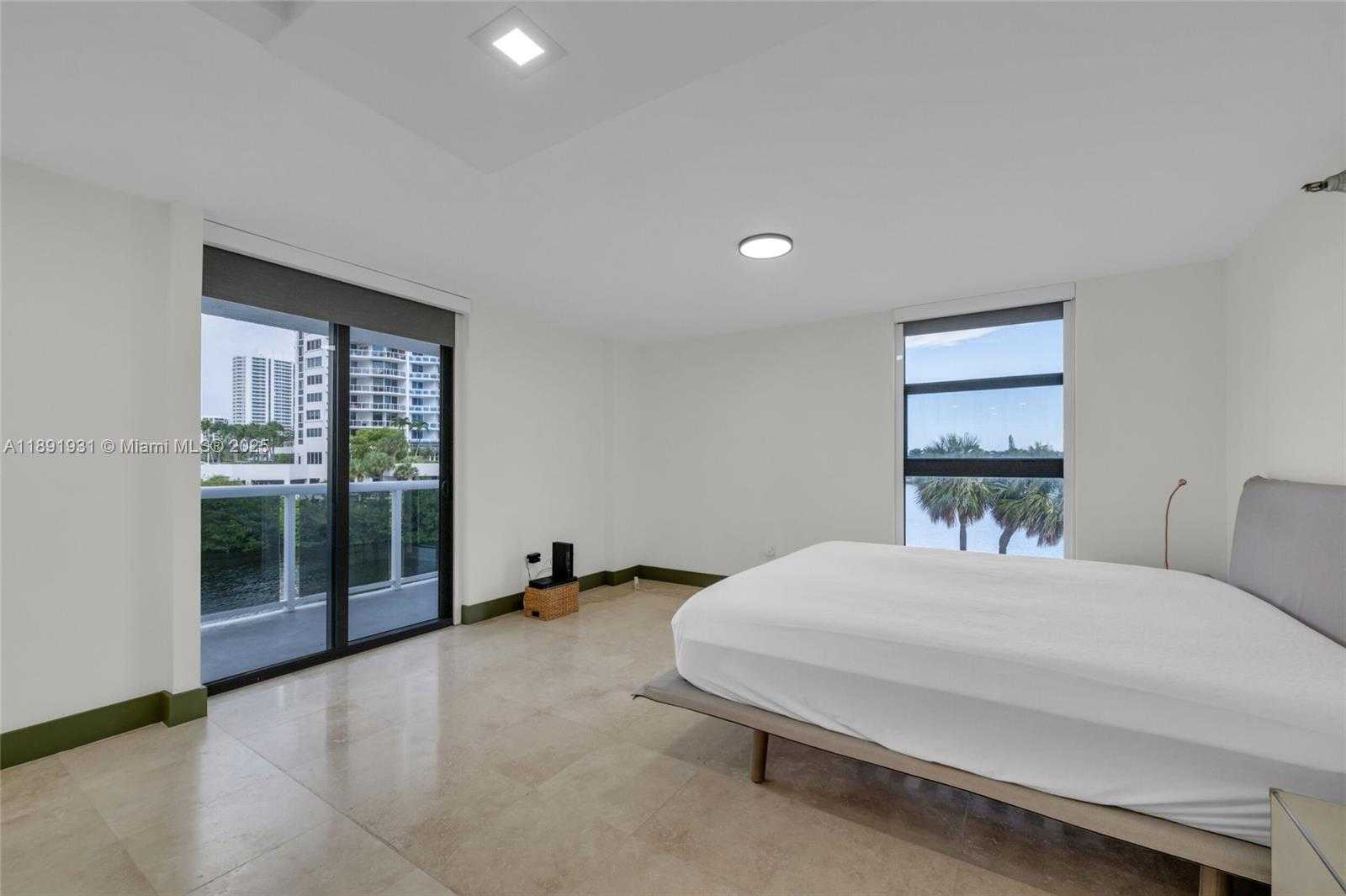 Small Image of 20515 EAST COUNTRY CLUB DR #343, Aventura Number 14
