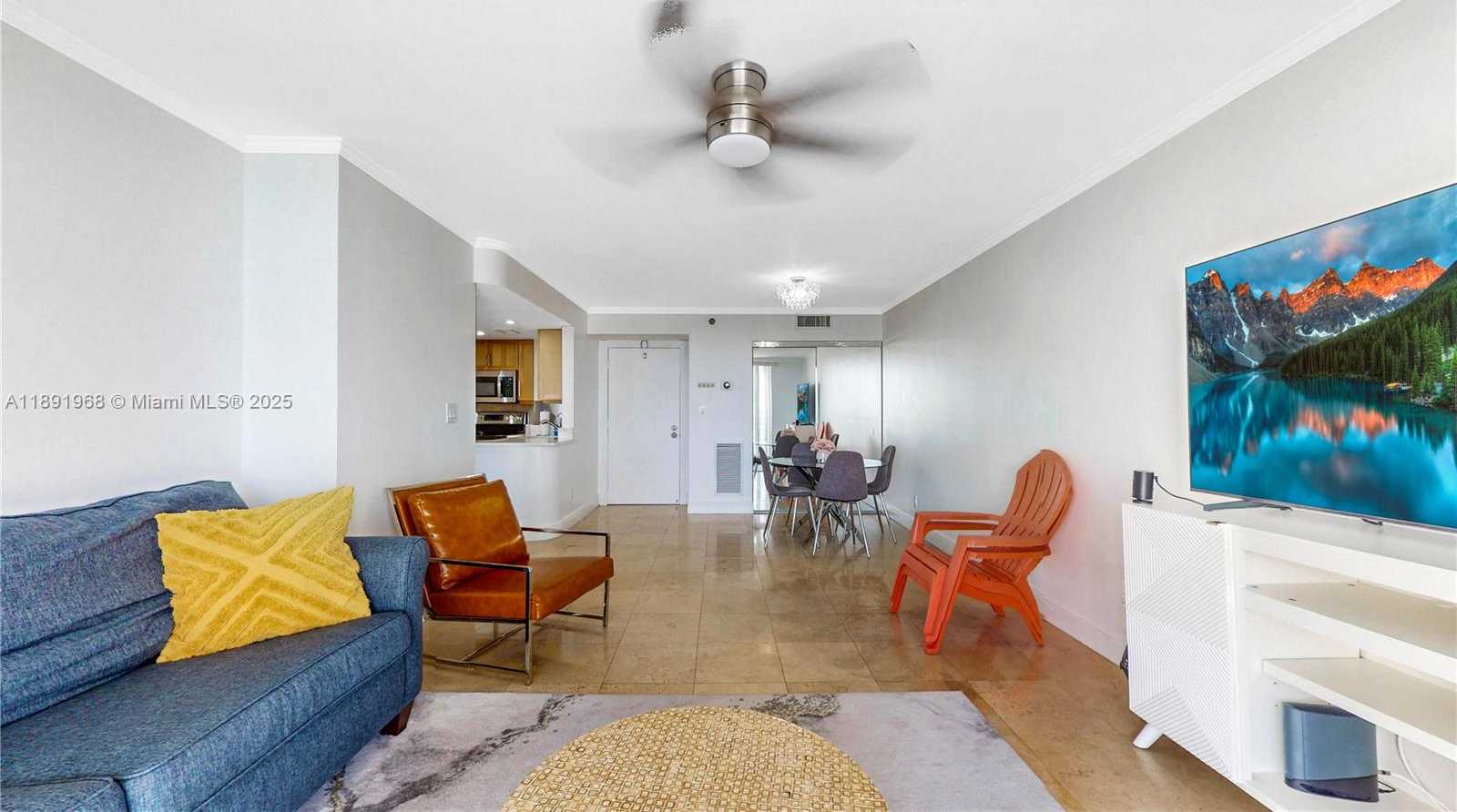 Small Image of 770 CLAUGHTON ISLAND DR #1012, Miami Number 5