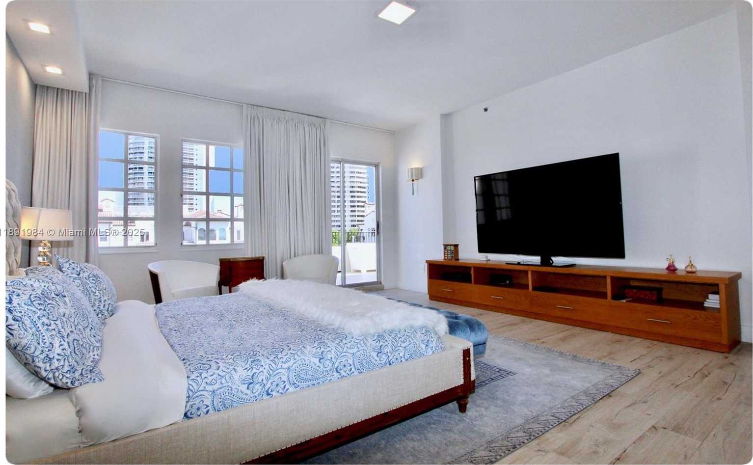 Small Image of 3500 ISLAND BLVD #DPH01, Aventura Number 27