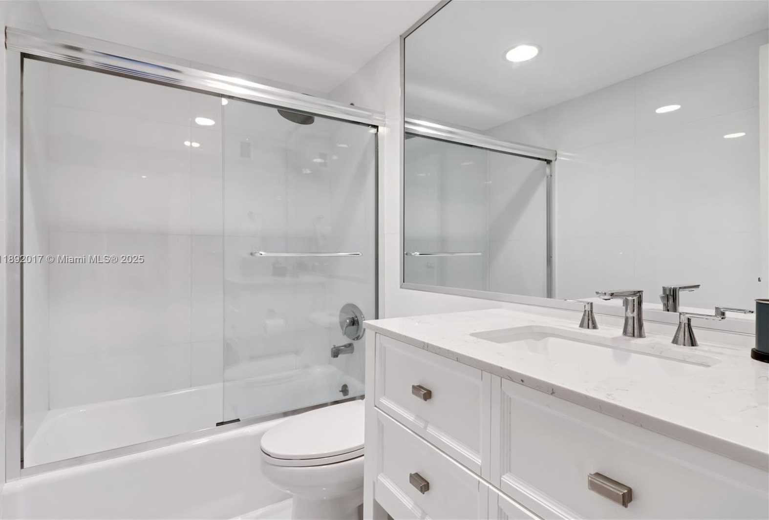 Small Image of 3901 SOUTH OCEAN DR #15R, Hollywood Number 9