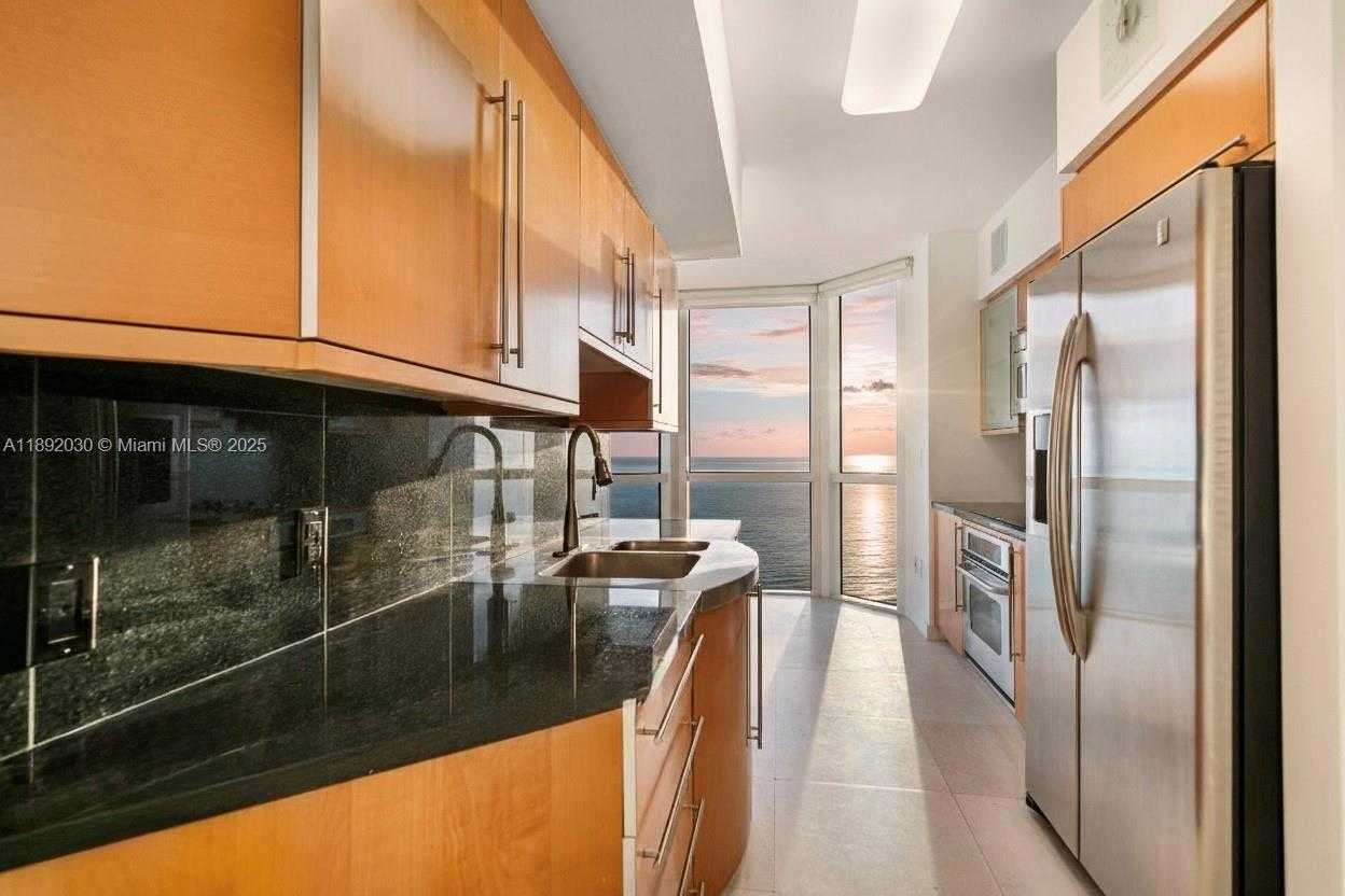 Small Image of 6365 COLLINS AVE #2901, Miami Beach Number 10