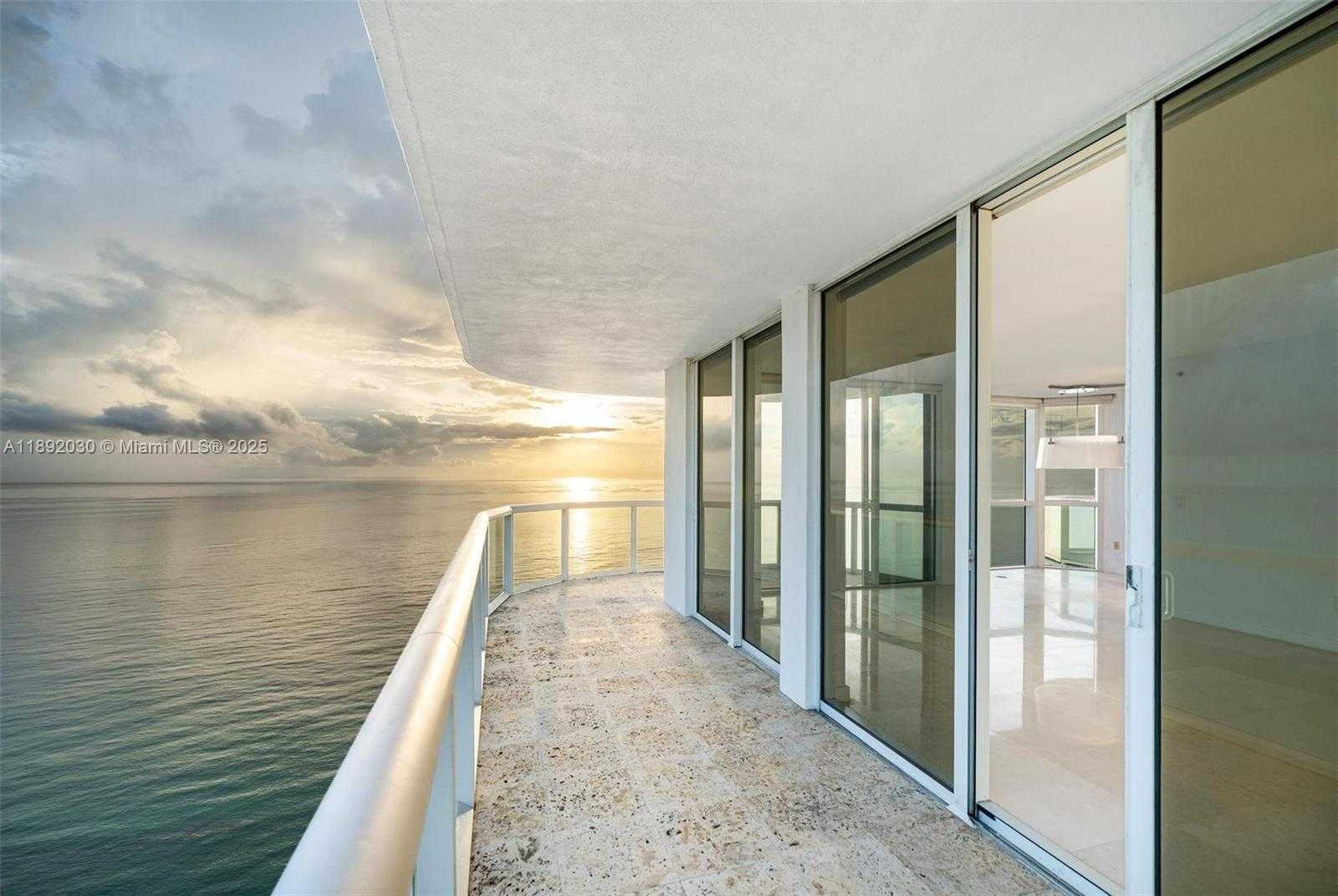 Small Image of 6365 COLLINS AVE #2901, Miami Beach Number 25