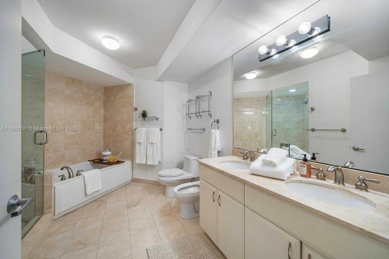 Small Image of 6365 COLLINS AVE #2901, Miami Beach Number 4
