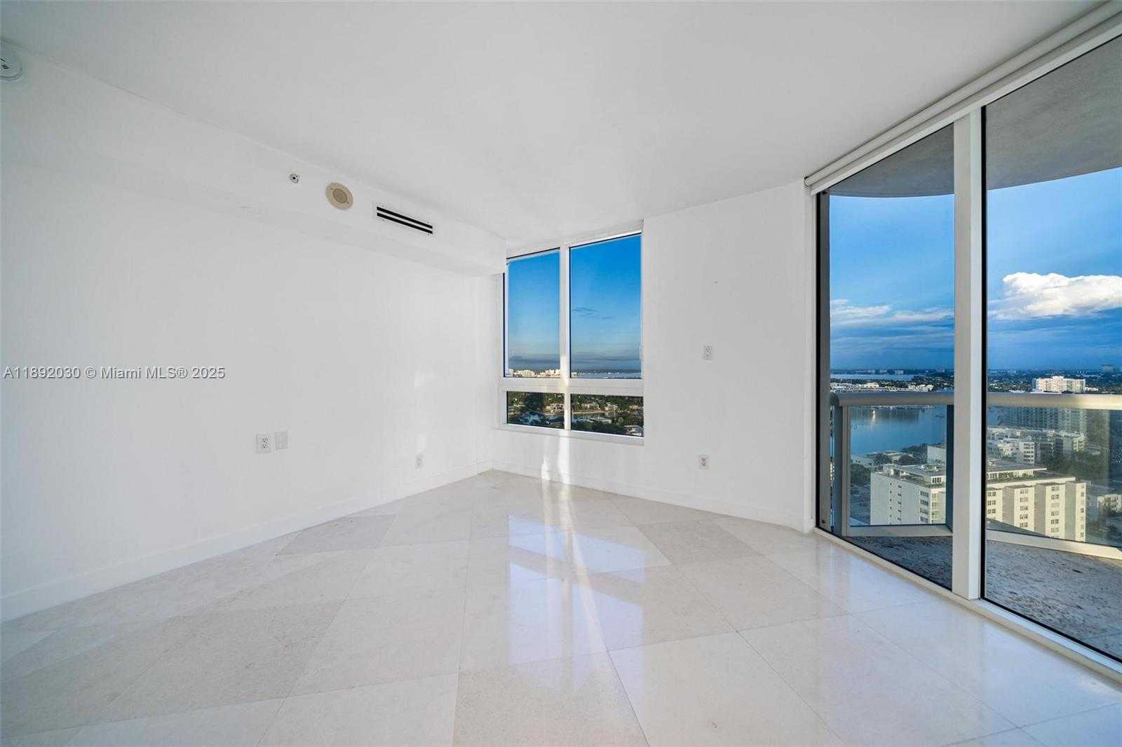 Small Image of 6365 COLLINS AVE #2901, Miami Beach Number 9