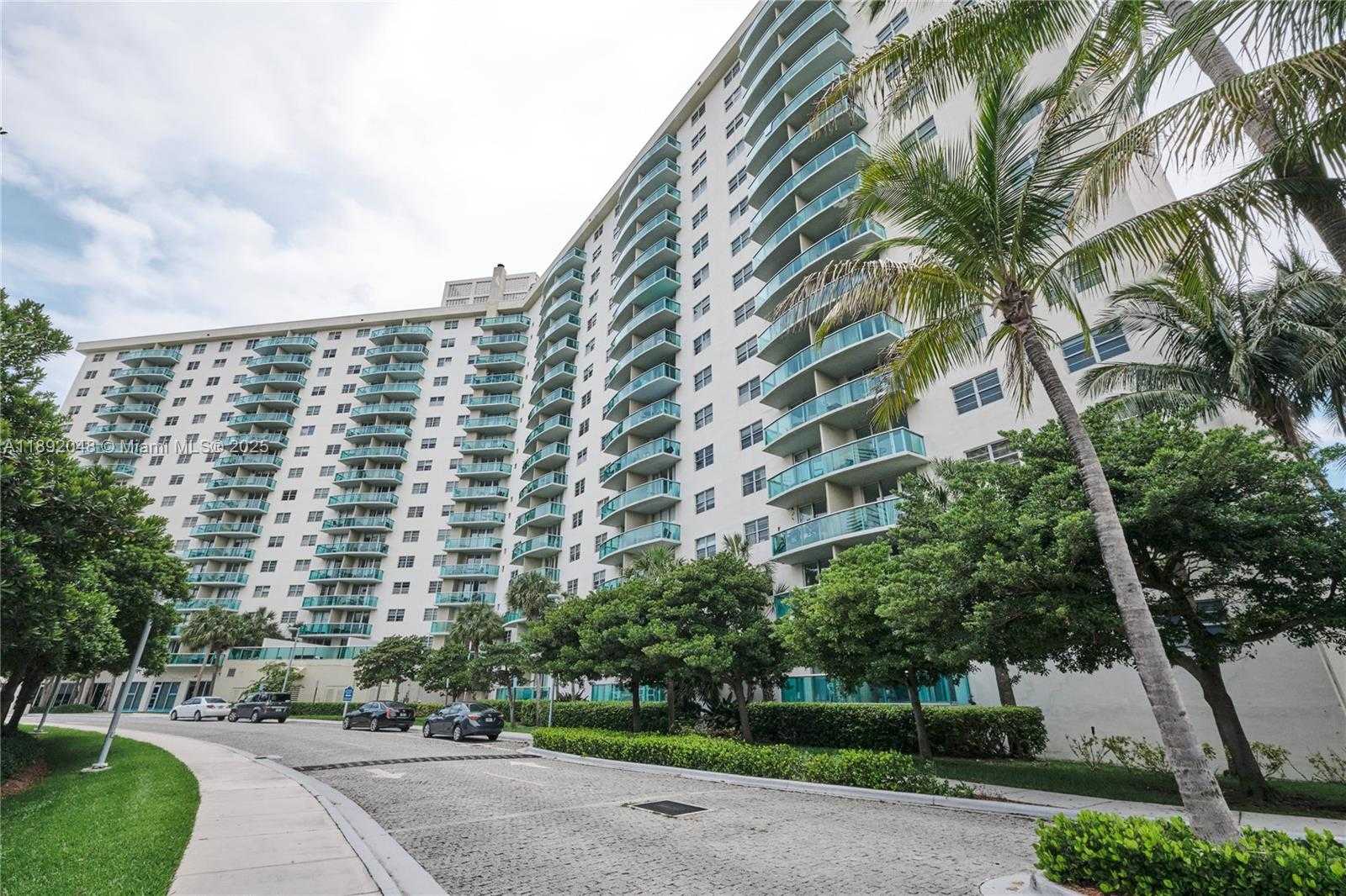 Small Image of 19370 COLLINS AVE #407, Sunny Isles Beach Number 2