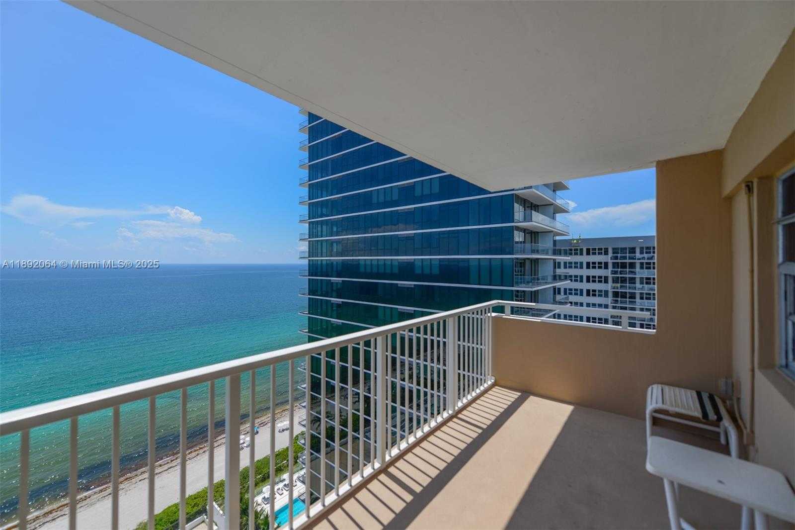 Small Image of 1980 SOUTH OCEAN DR #21E, Hallandale Beach Number 4