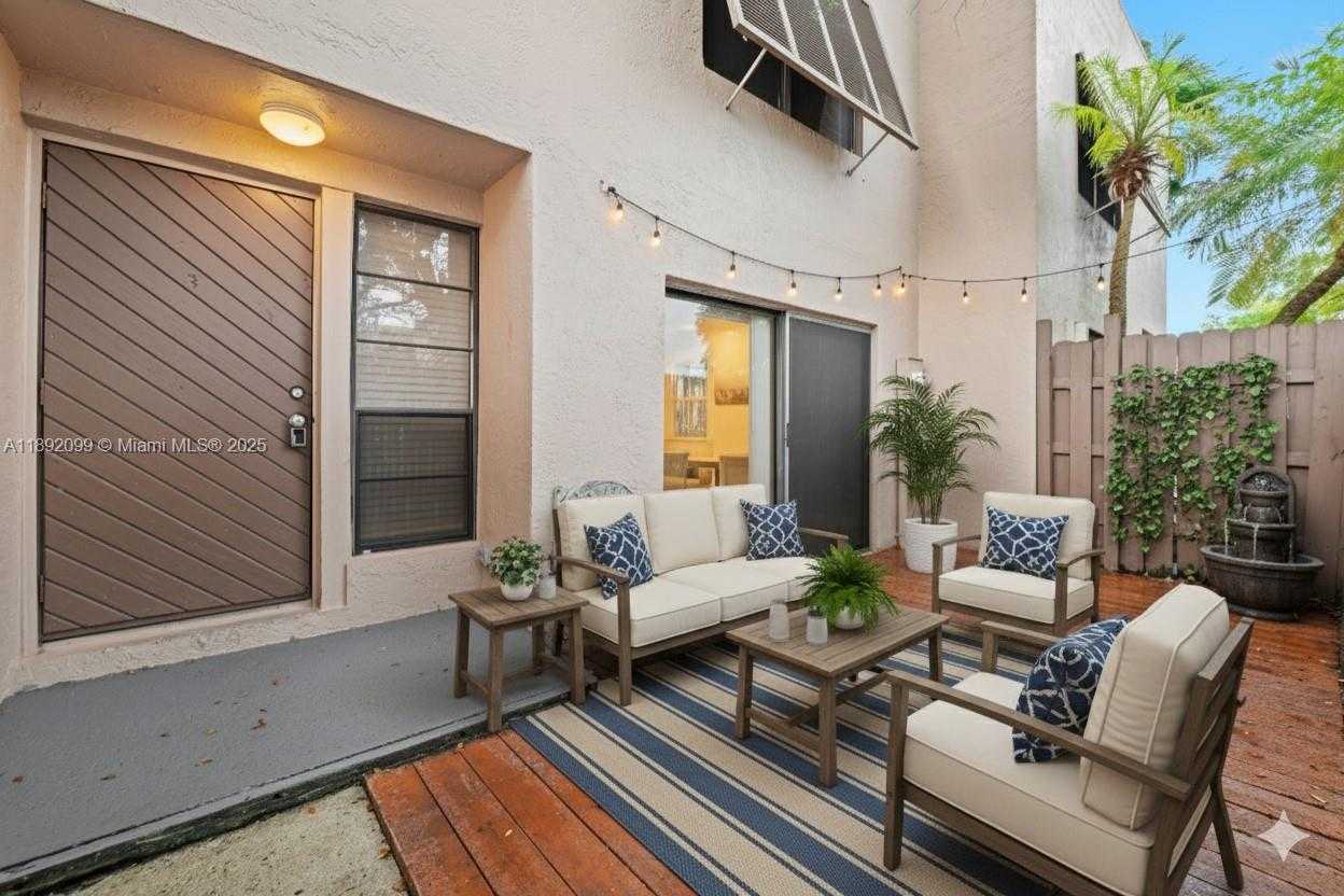 Small Image of 1178 NORTH WEST 122ND TERRACE, Pembroke Pines Number 2