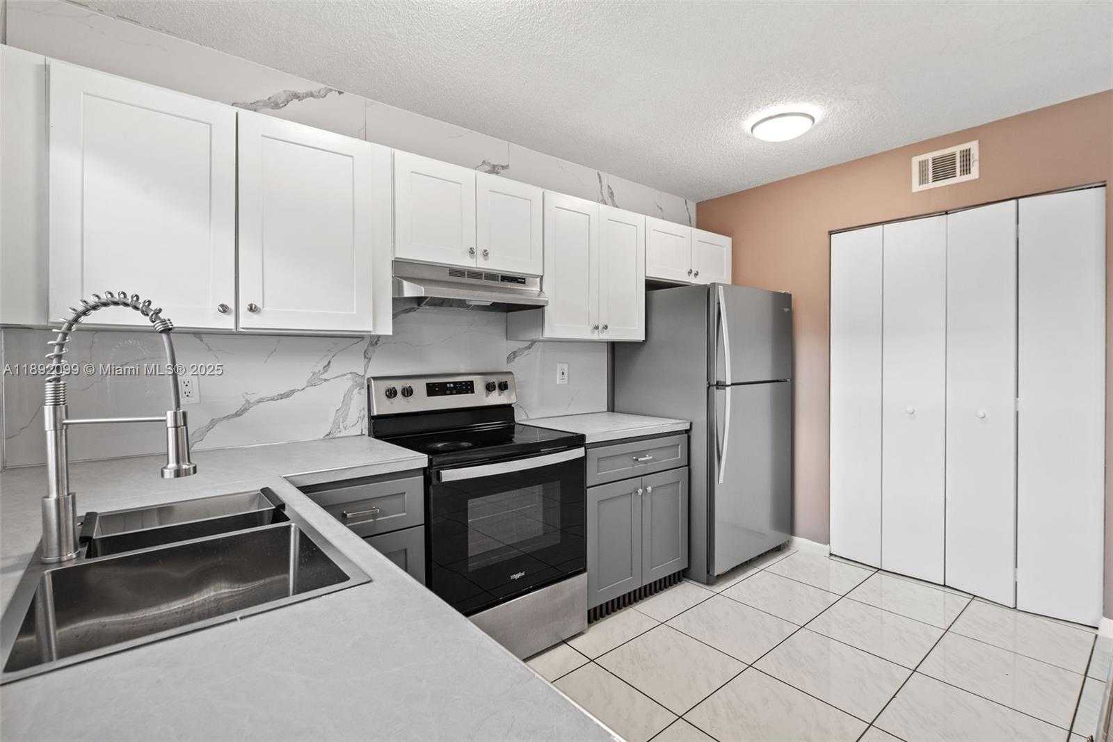 Small Image of 1178 NORTH WEST 122ND TERRACE, Pembroke Pines Number 26