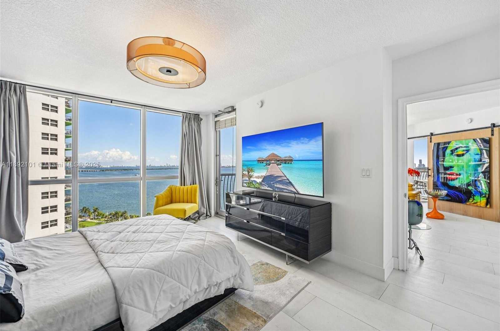 Small Image of 1750 NORTH BAYSHORE DR #2101, Miami Number 16