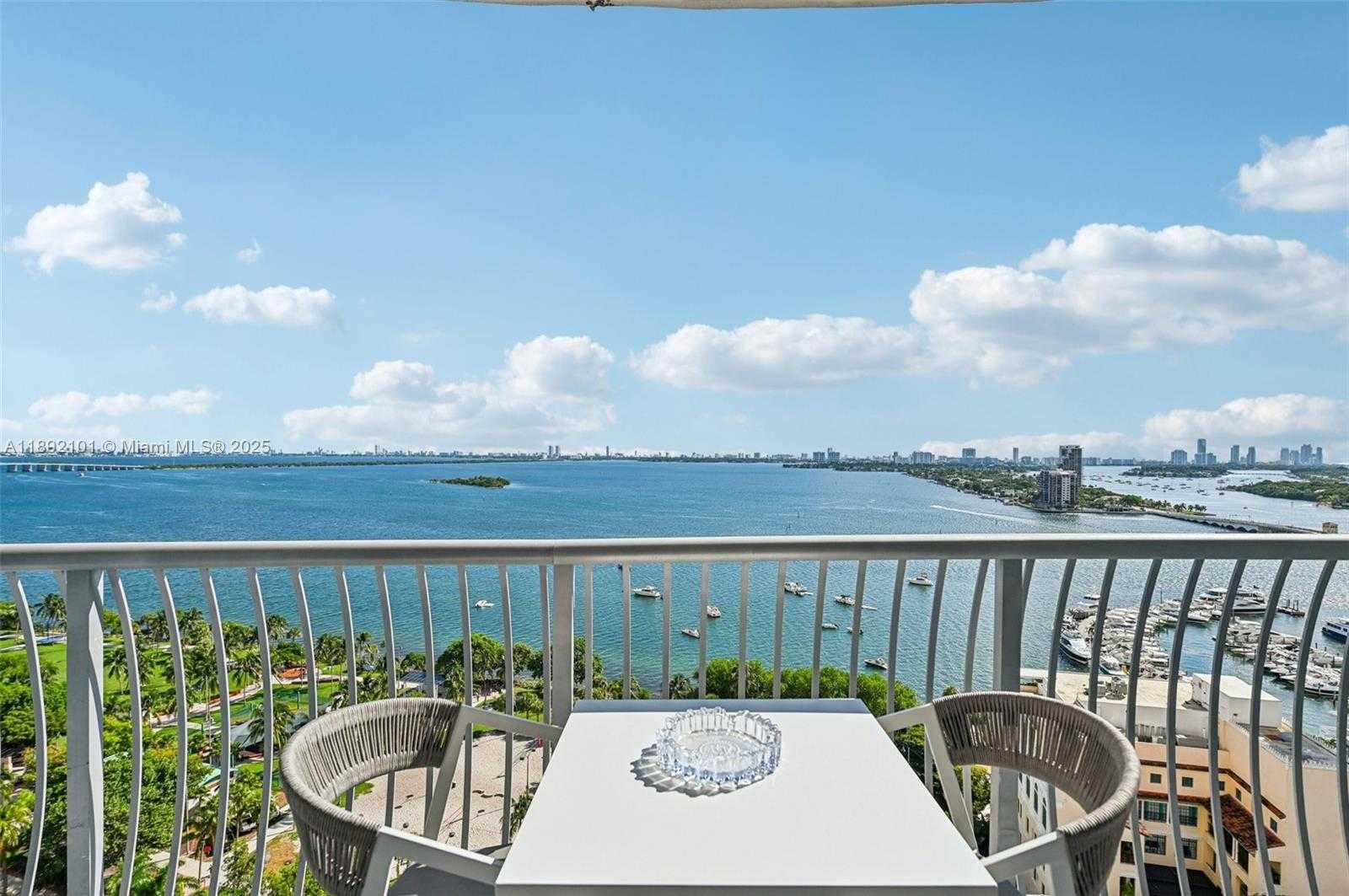 Small Image of 1750 NORTH BAYSHORE DR #2101, Miami Number 24