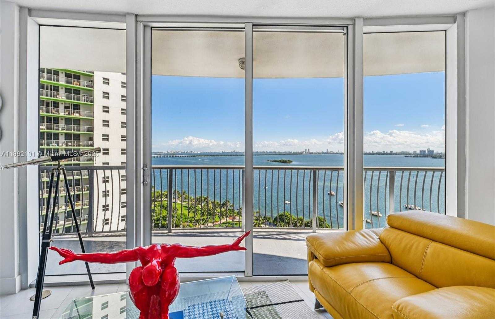 Small Image of 1750 NORTH BAYSHORE DR #2101, Miami Number 3