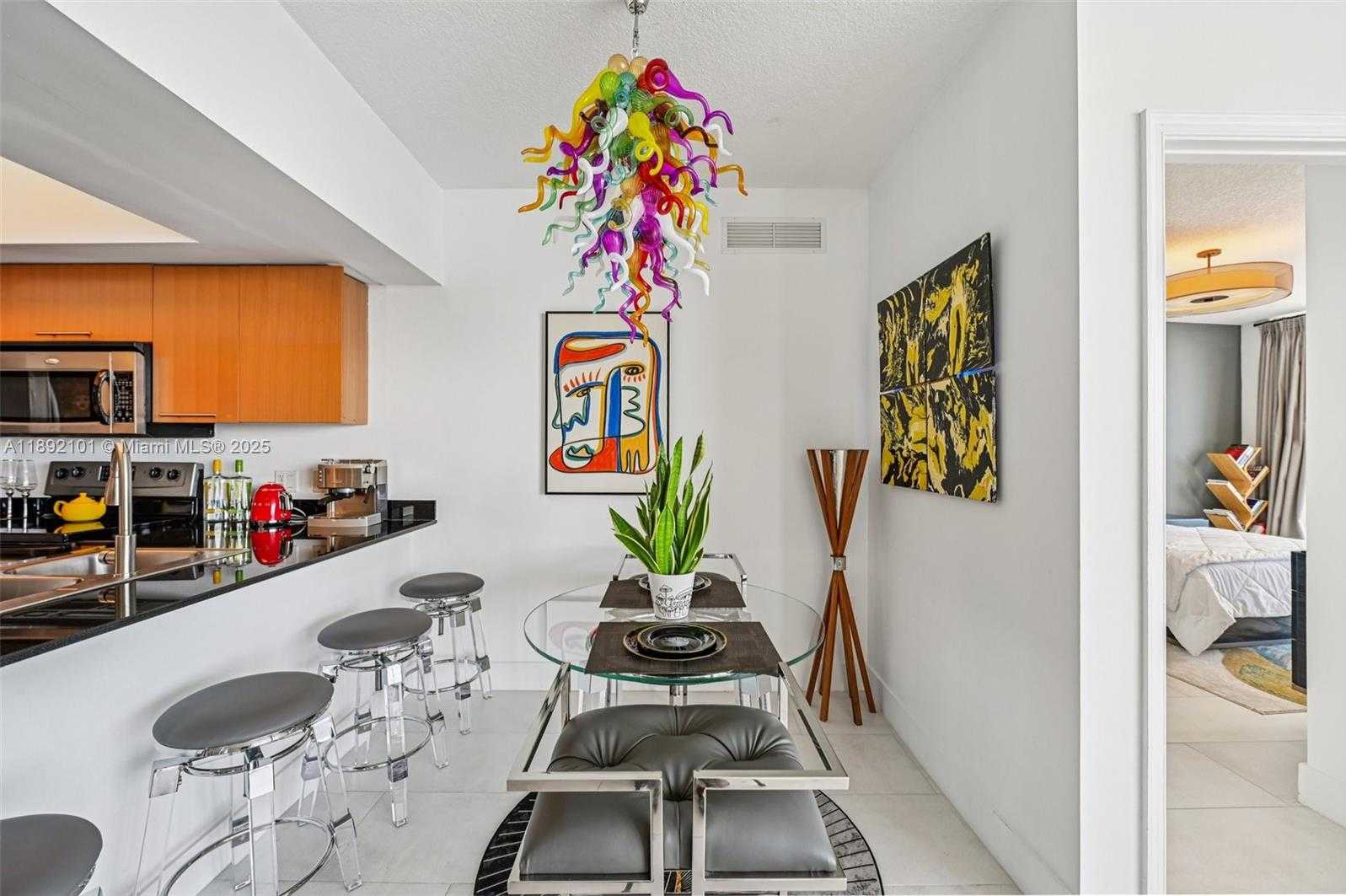 Small Image of 1750 NORTH BAYSHORE DR #2101, Miami Number 6