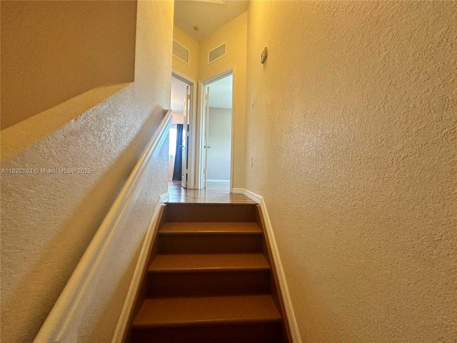 Small Image of 10800 NORTH WEST 88TH TER #218, Doral Number 11