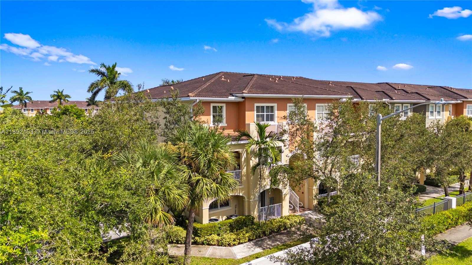 Small Image of 10800 NORTH WEST 88TH TER #218, Doral Number 31