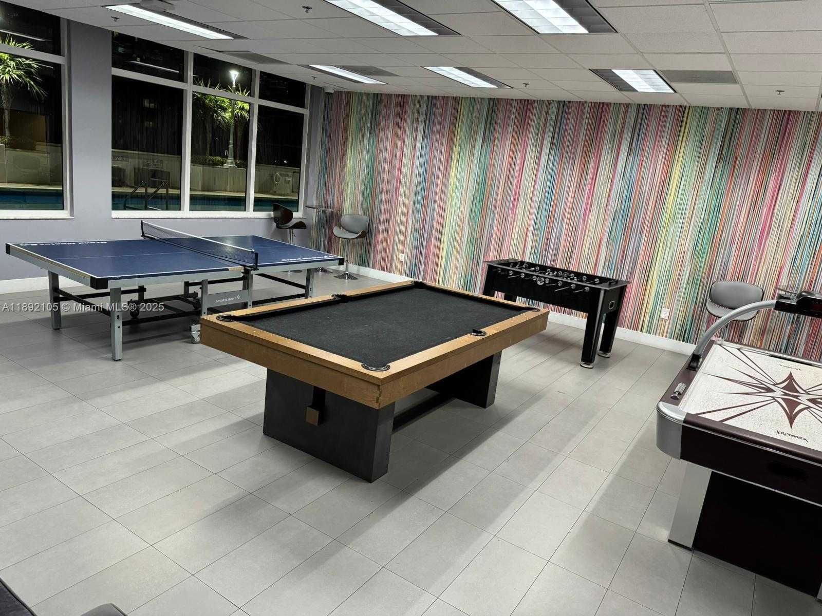 Small Image of 1200 BRICKELL BAY DR #1919, Miami Number 9