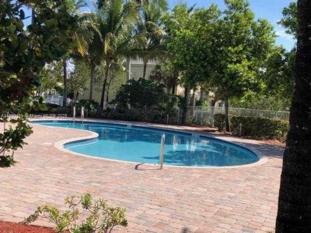 Small Image of 7636 FOXCROFT LN, Davie Number 38