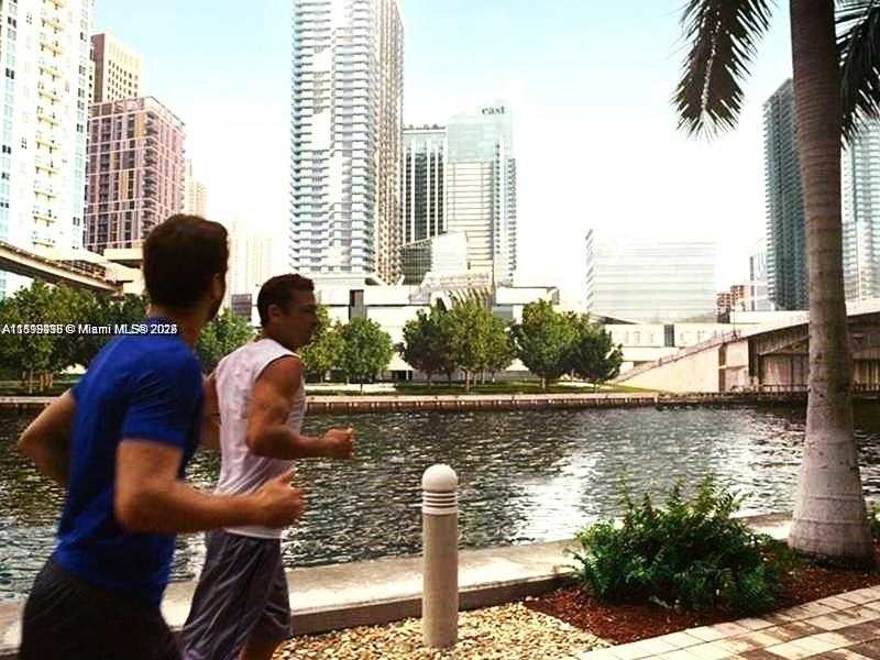 Small Image of 999 SOUTH WEST 1ST AVE #2115, Miami Number 17