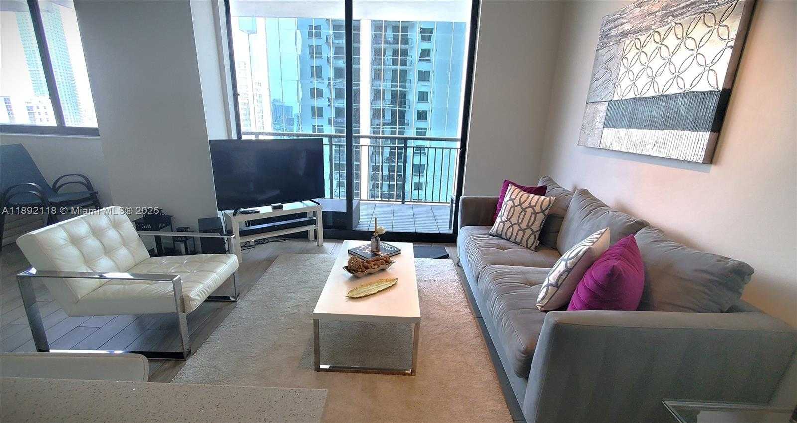 Small Image of 999 SOUTH WEST 1ST AVE #2115, Miami Number 4