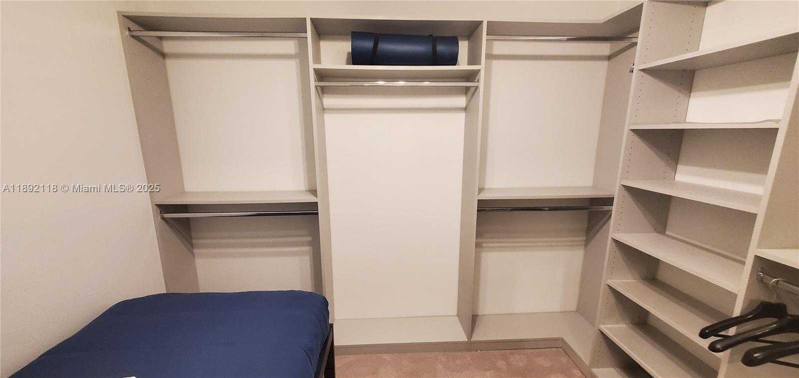 Small Image of 999 SOUTH WEST 1ST AVE #2115, Miami Number 7