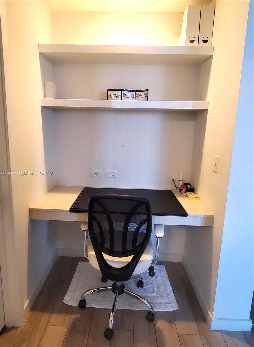 Small Image of 999 SOUTH WEST 1ST AVE #2115, Miami Number 9