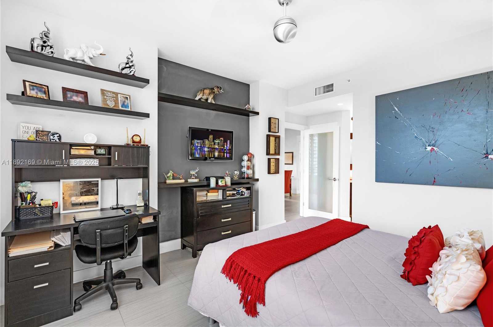 Small Image of 888 BRICKELL KEY DR #1002, Miami Number 12