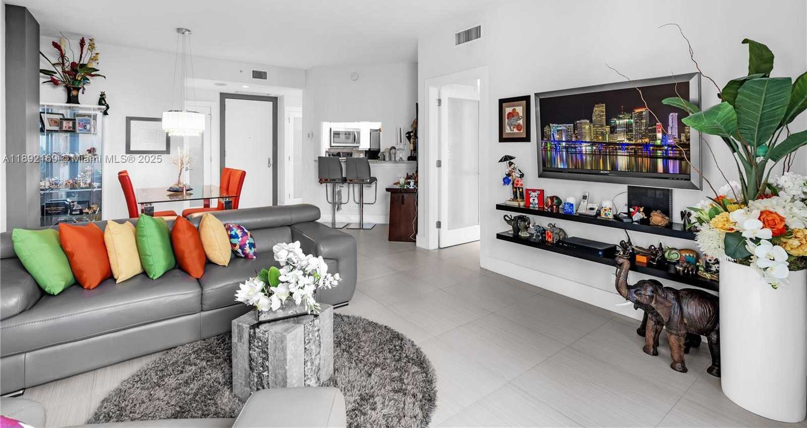 Small Image of 888 BRICKELL KEY DR #1002, Miami Number 2