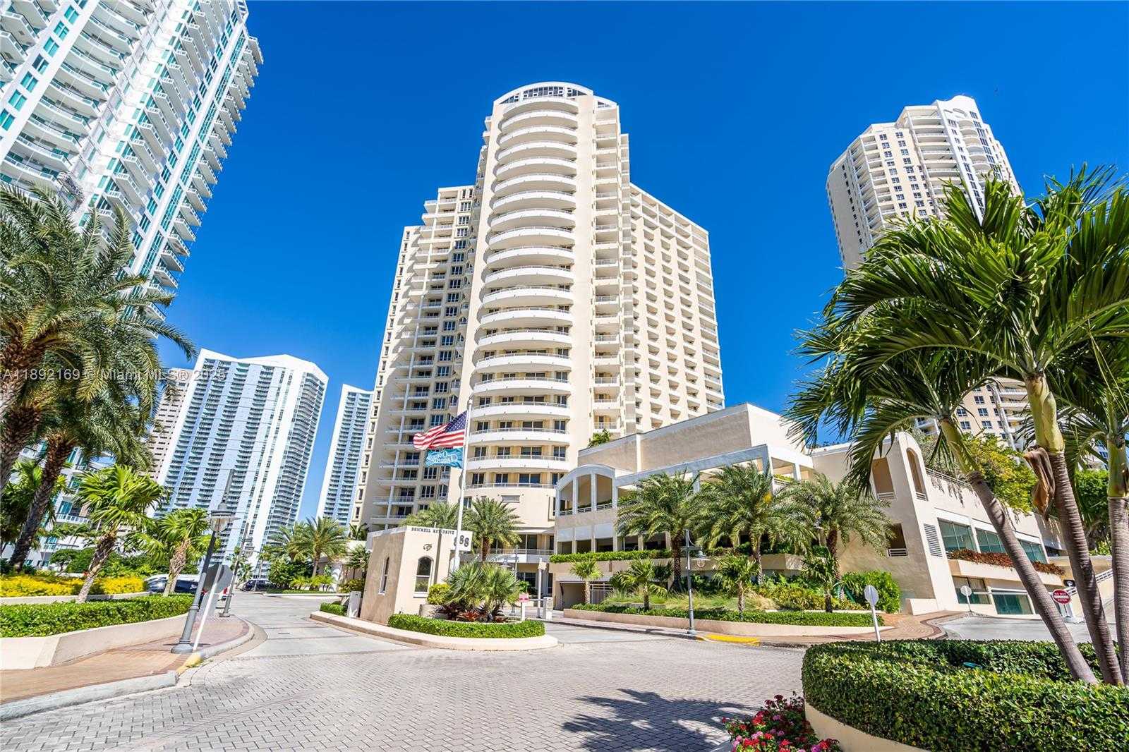 Small Image of 888 BRICKELL KEY DR #1002, Miami Number 33