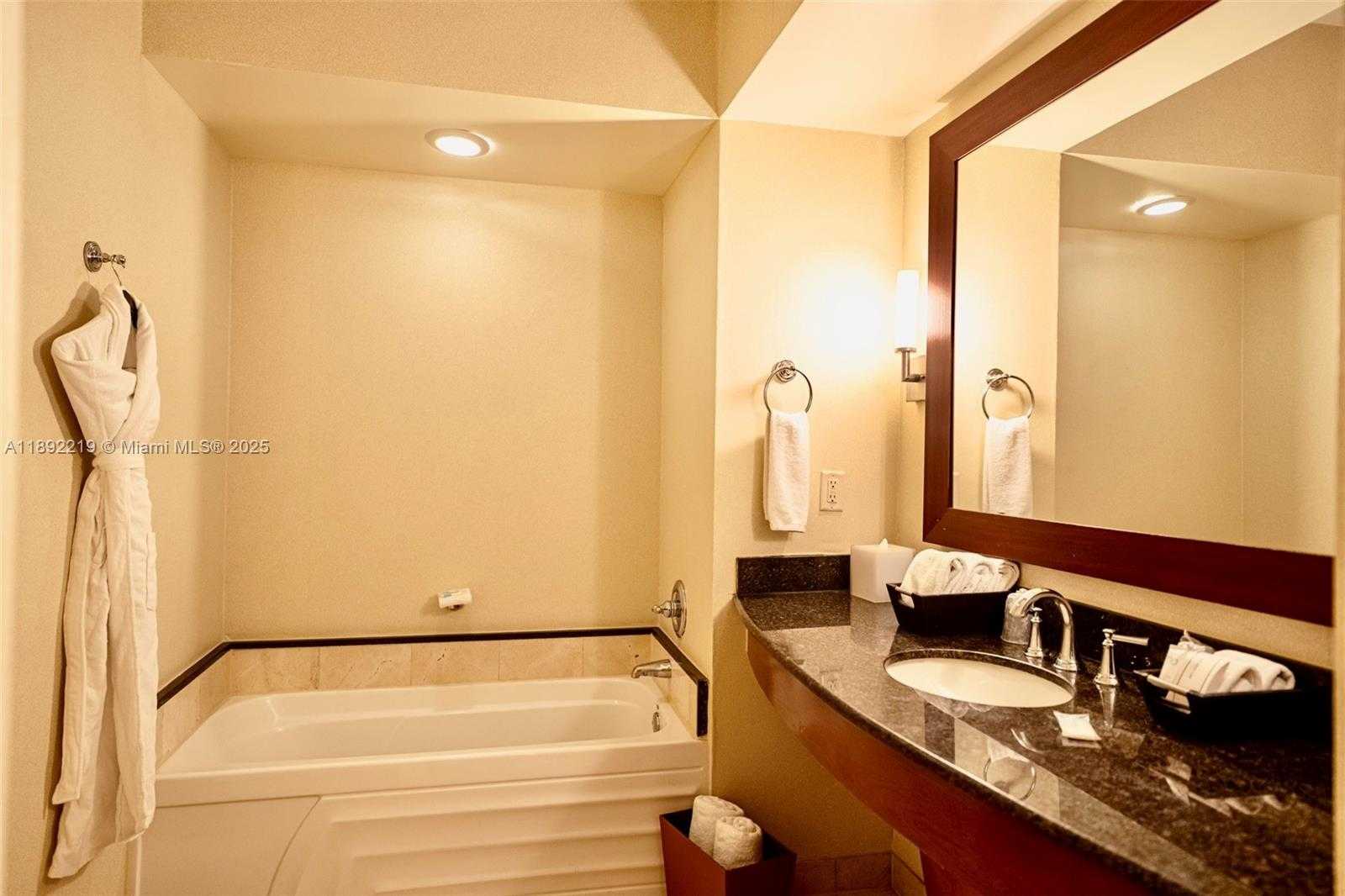 Small Image of 18001 SOUTH EAST COLLINS AVE #2111, Sunny Isles Beach Number 23