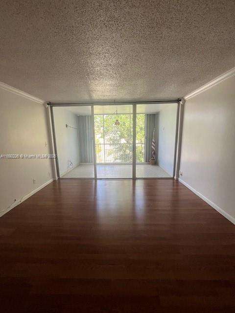 Small Image of 920 NORTH EAST 199TH ST #4S, Miami Number 10