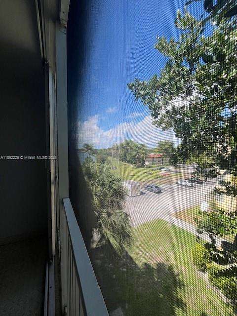 Small Image of 920 NORTH EAST 199TH ST #4S, Miami Number 16