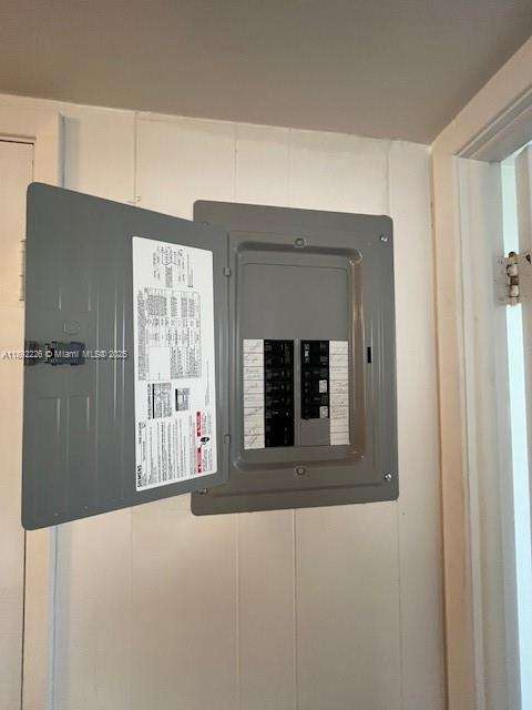 Small Image of 920 NORTH EAST 199TH ST #4S, Miami Number 24