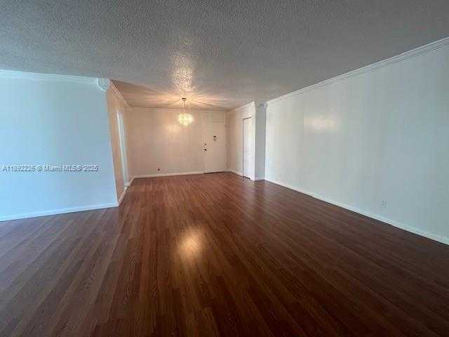 Small Image of 920 NORTH EAST 199TH ST #4S, Miami Number 30