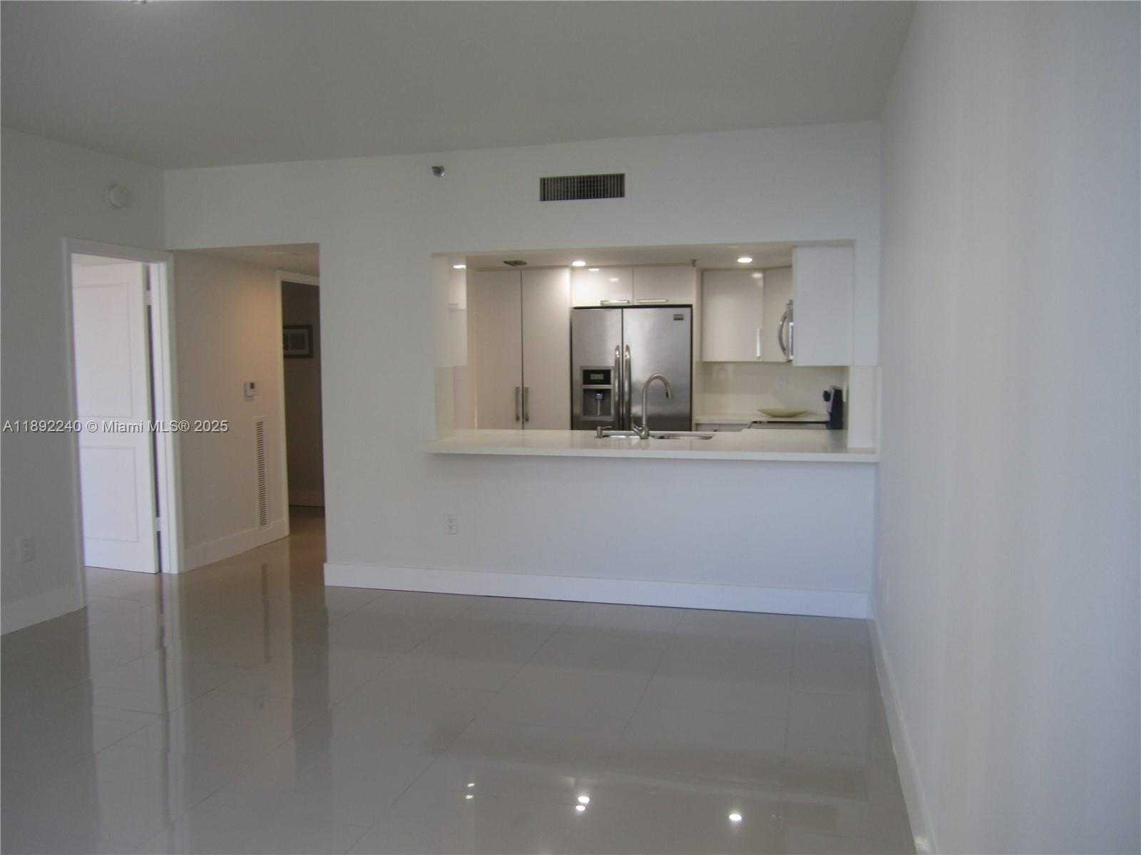 Small Image of 540 BRICKELL KEY DR #1602, Miami Number 23