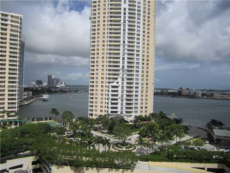Small Image of 540 BRICKELL KEY DR #1602, Miami Number 35
