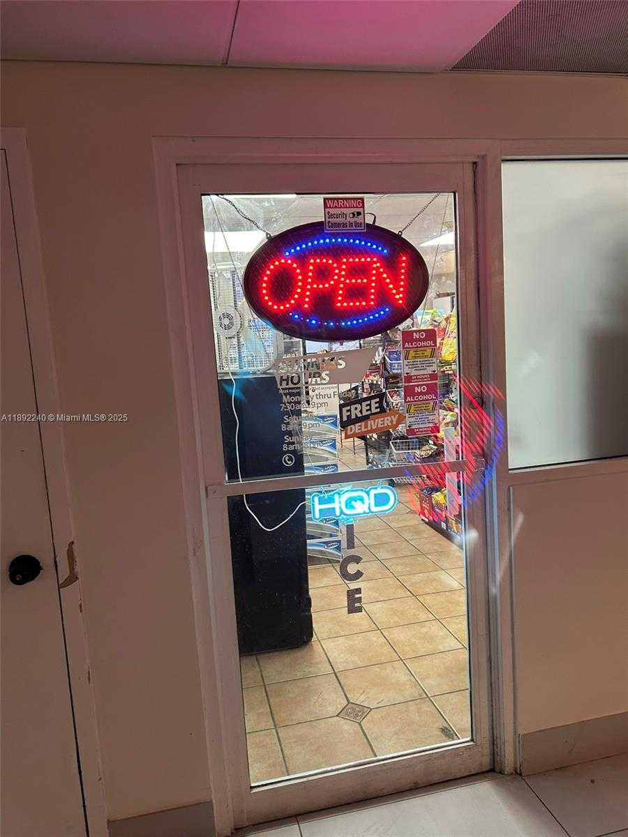 Small Image of 540 BRICKELL KEY DR #1602, Miami Number 36