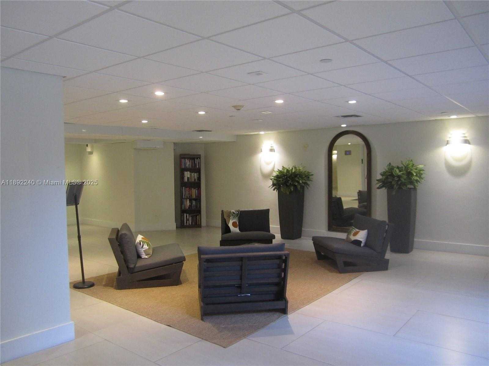 Small Image of 540 BRICKELL KEY DR #1602, Miami Number 43