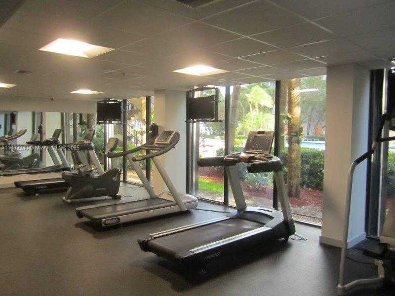 Small Image of 540 BRICKELL KEY DR #1602, Miami Number 46