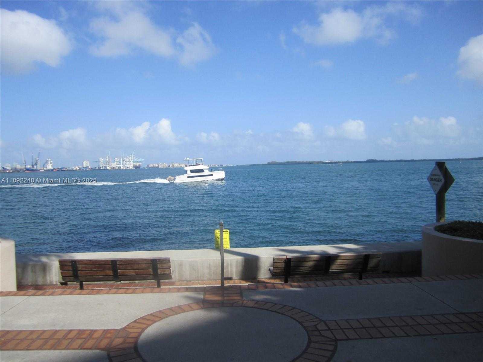 Small Image of 540 BRICKELL KEY DR #1602, Miami Number 54