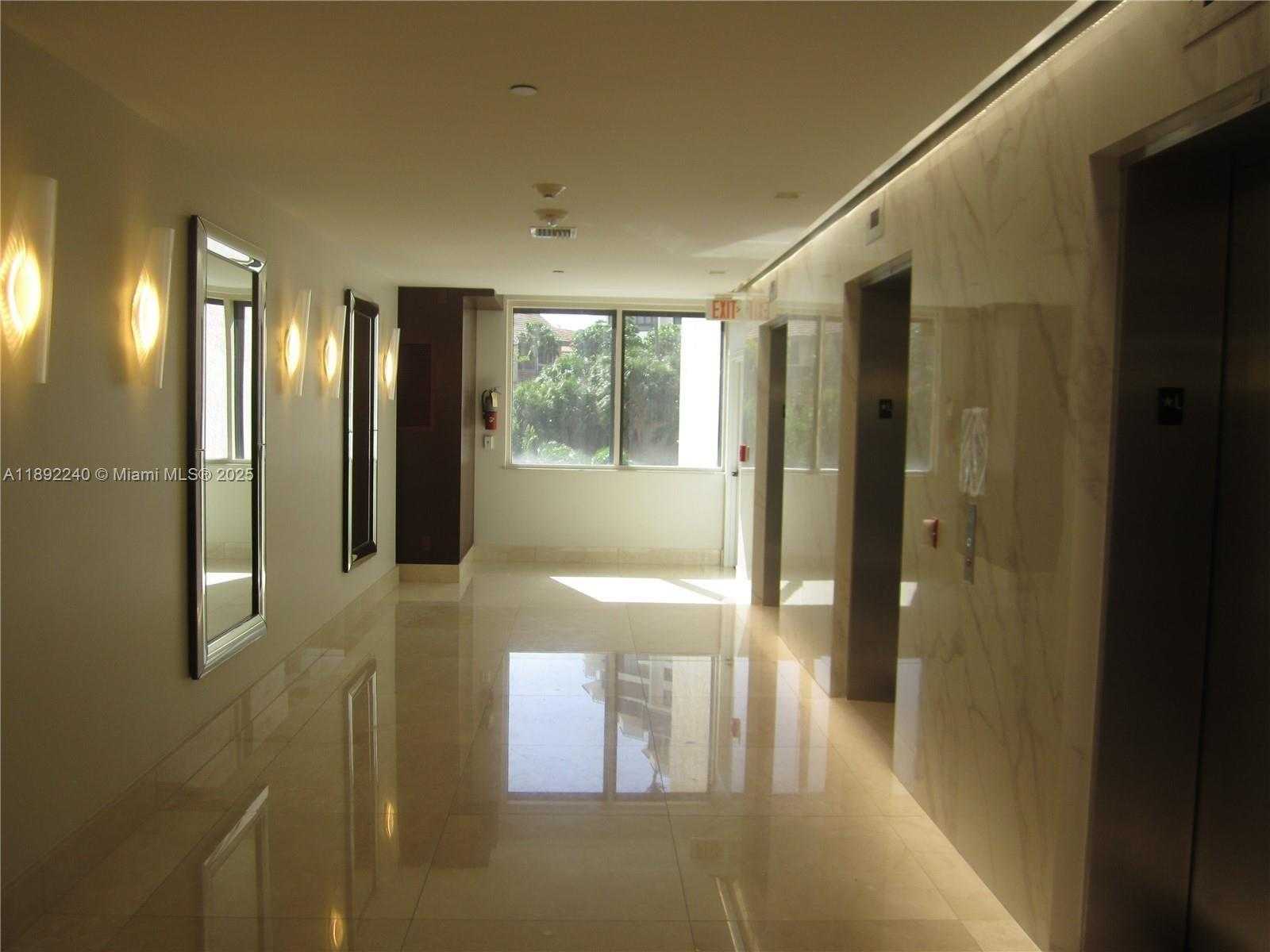 Small Image of 540 BRICKELL KEY DR #1602, Miami Number 6