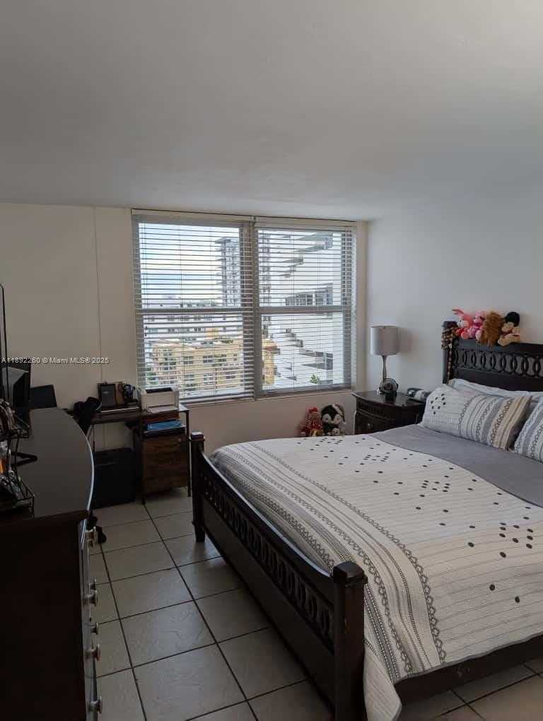 Small Image of 2899 COLLINS AVE #736, Miami Beach Number 16