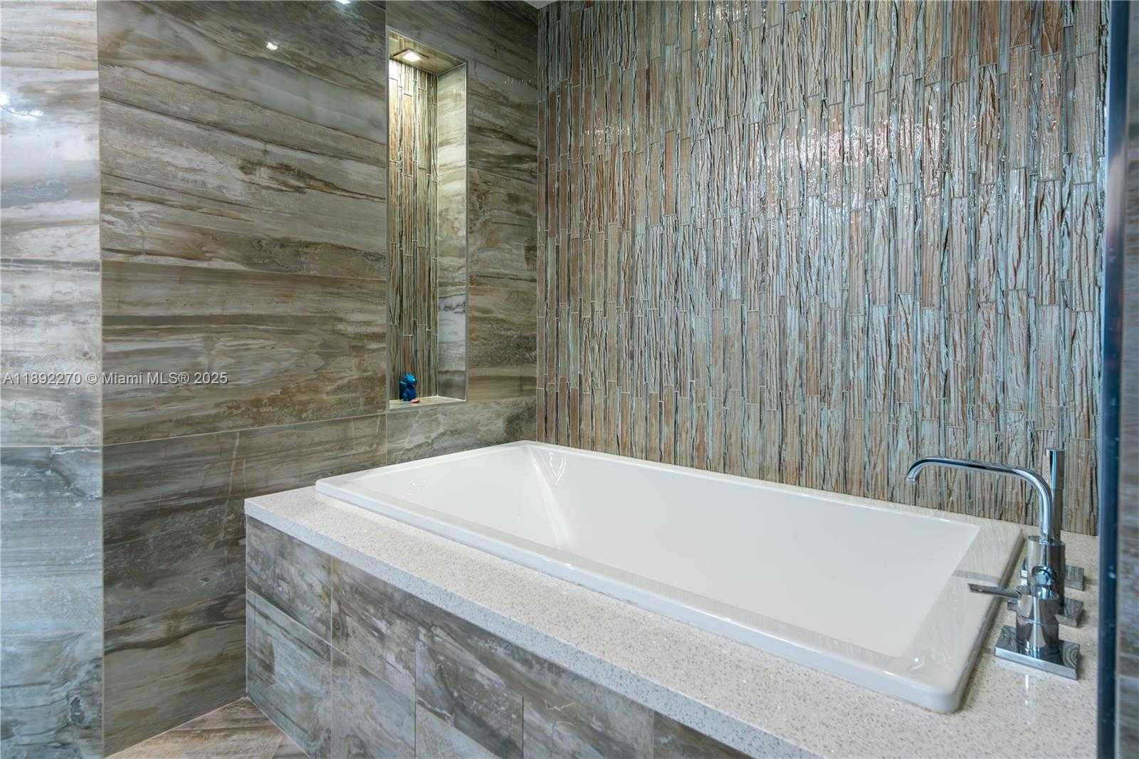 Small Image of 16425 COLLINS AVE #OS16A, Sunny Isles Beach Number 32