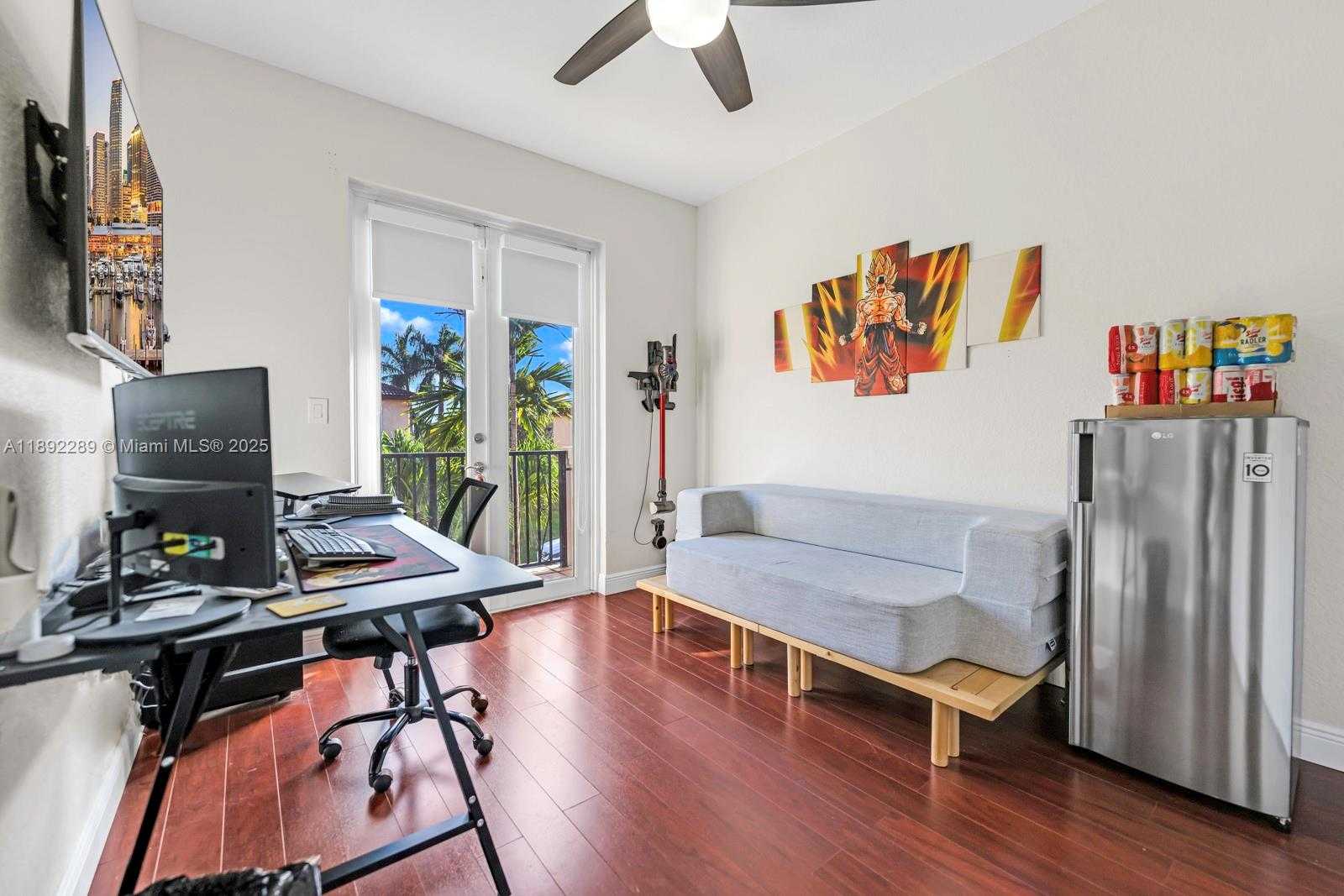 Small Image of 12781 SOUTH WEST 135TH TER #12781, Miami Number 12