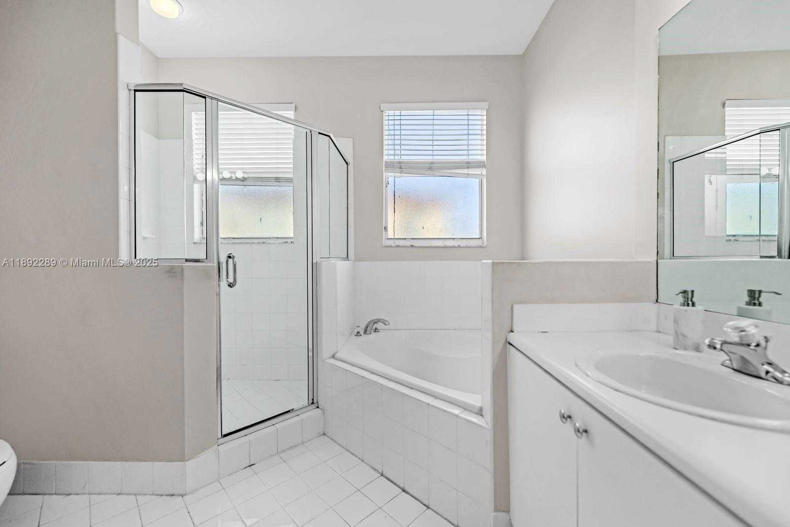Small Image of 12781 SOUTH WEST 135TH TER #12781, Miami Number 21