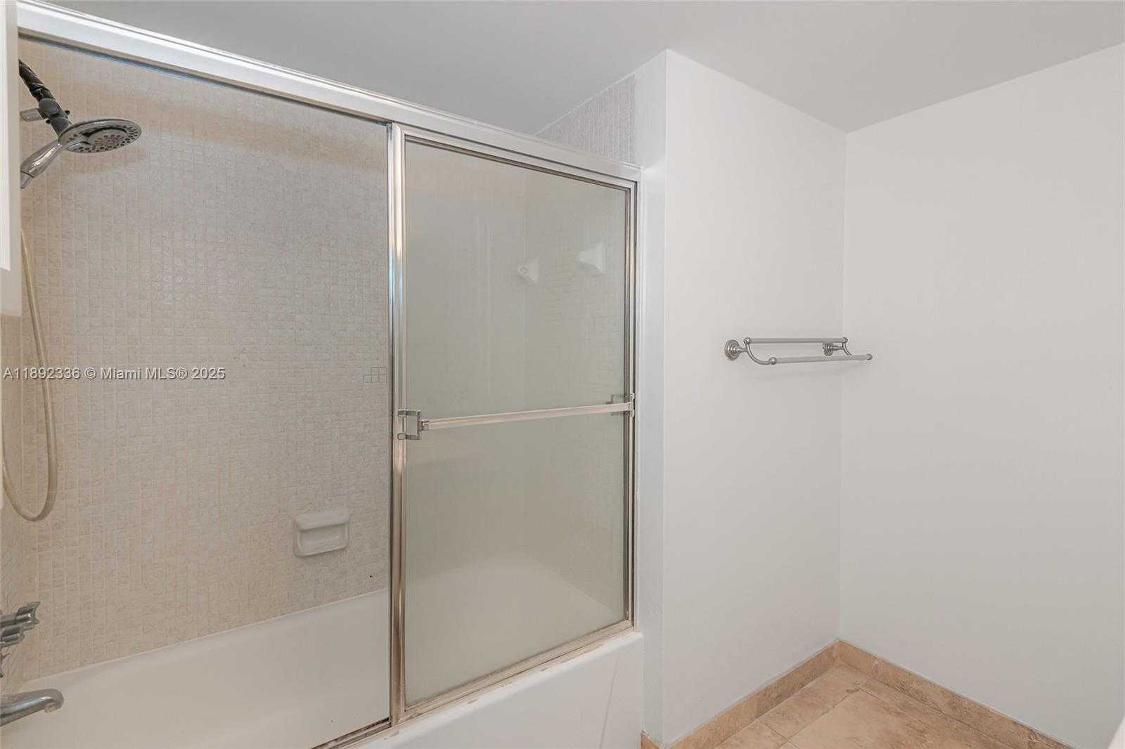 Small Image of 1000 WEST AVE #1517, Miami Beach Number 22