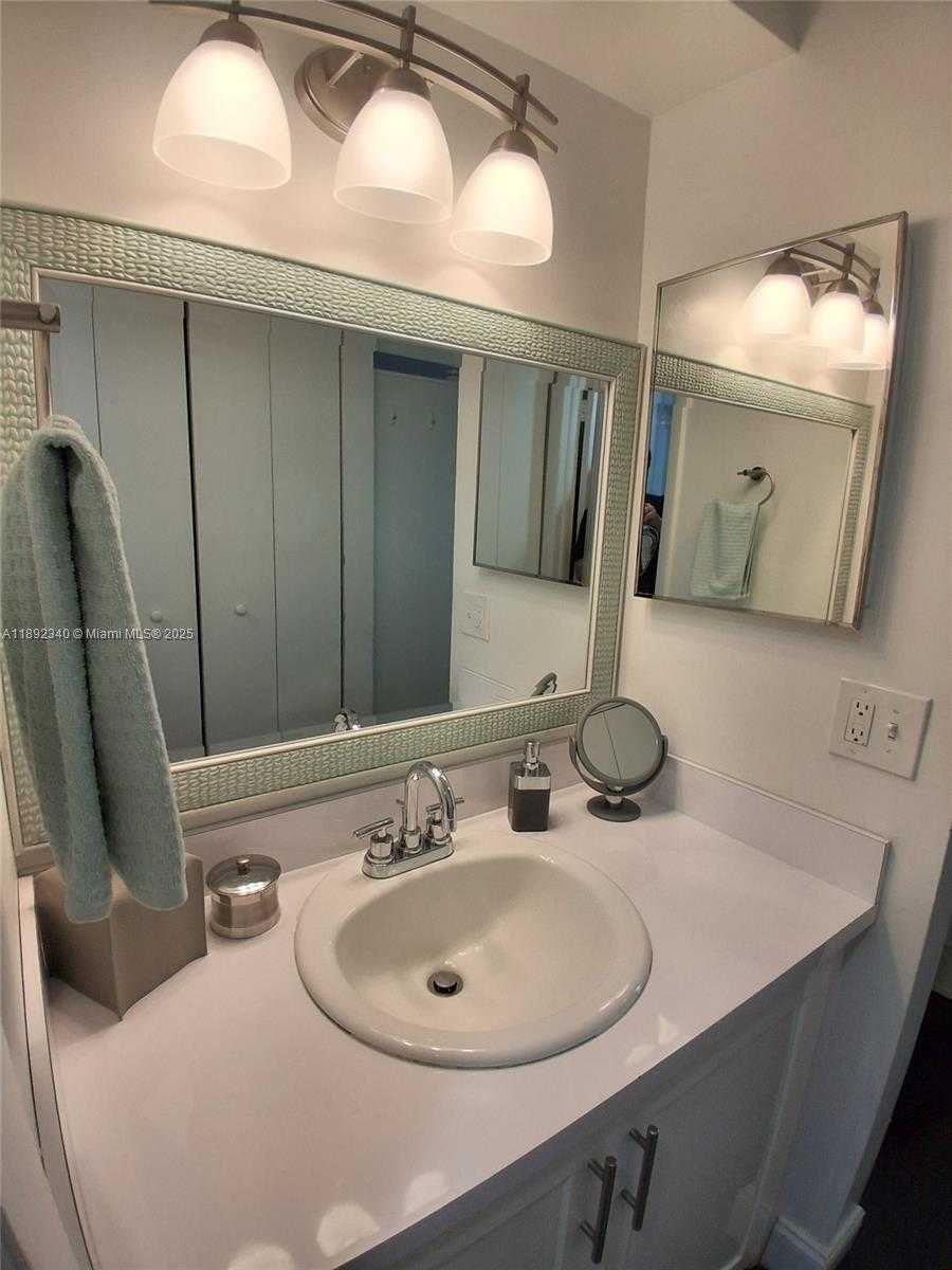Small Image of 2786 NORTH WEST 104TH AVE #309, Sunrise Number 31