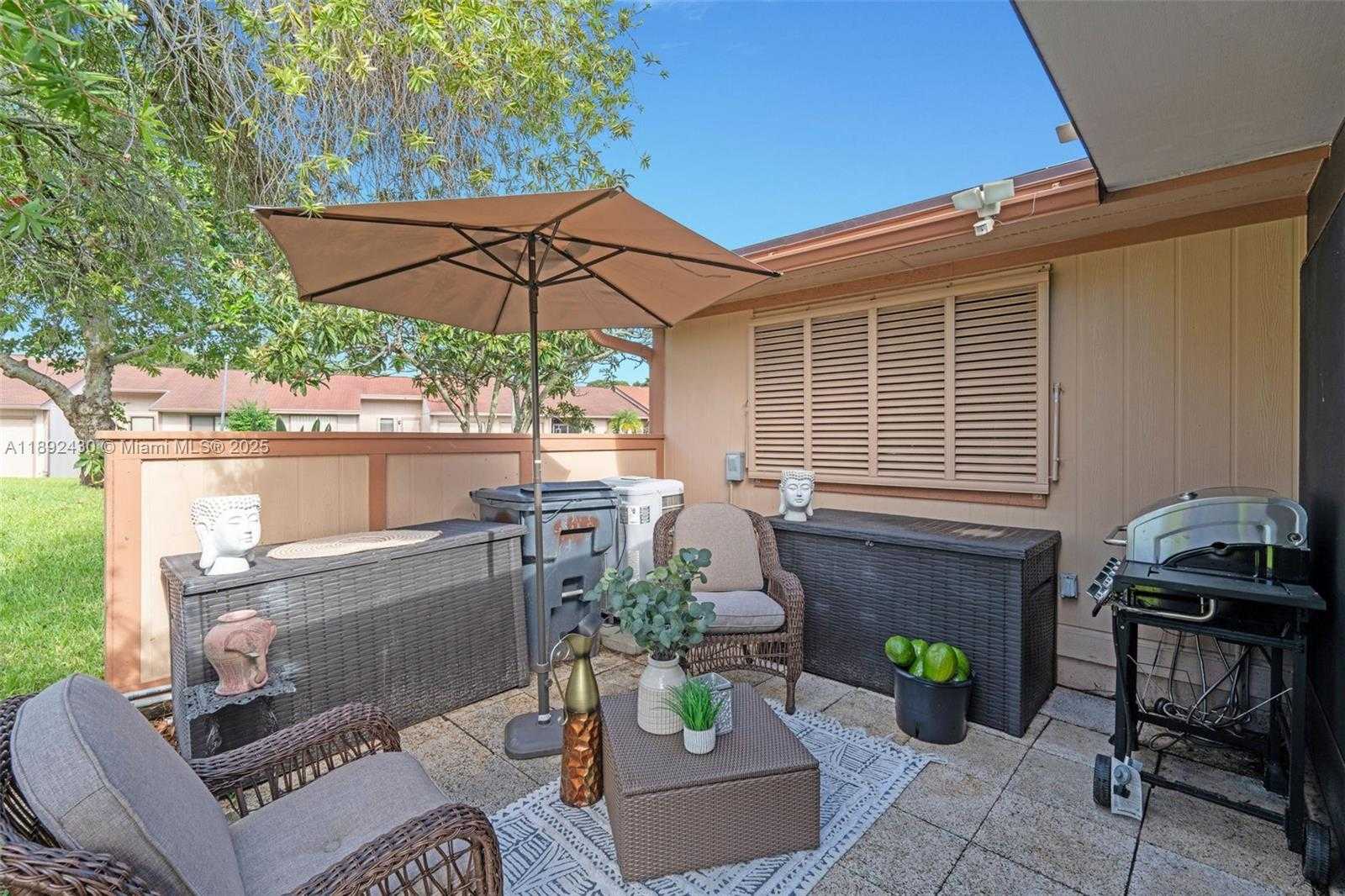 Small Image of 2 FLINT WAY, Boynton Beach Number 19