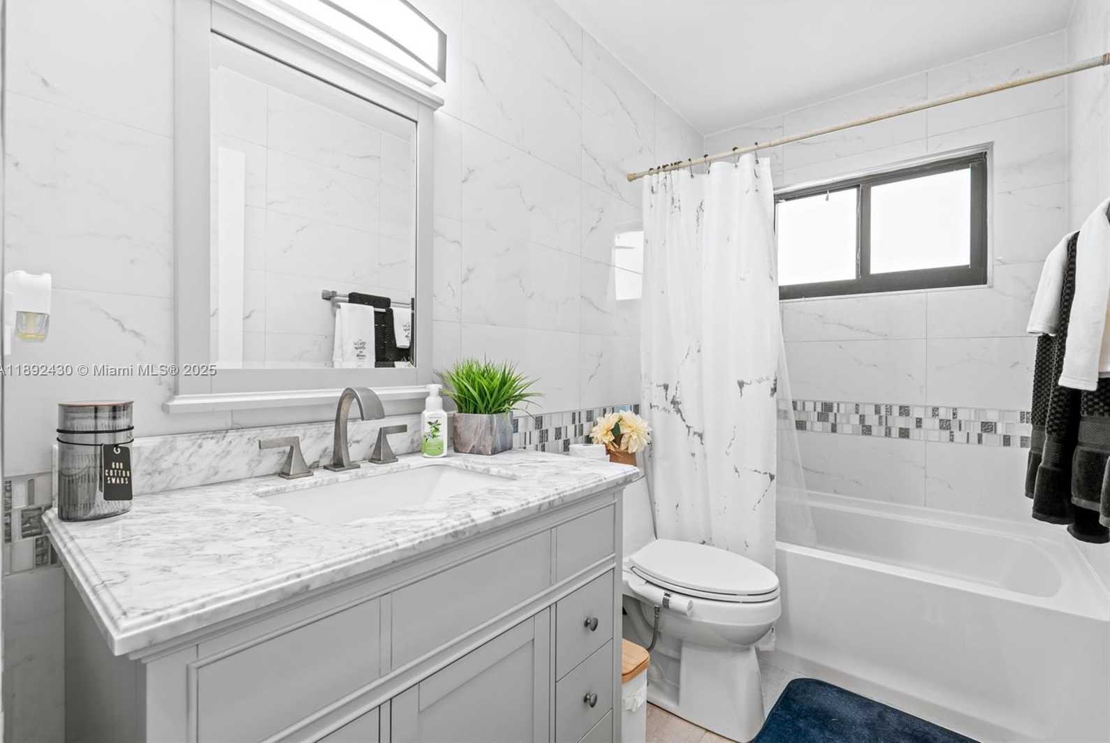 Small Image of 2 FLINT WAY, Boynton Beach Number 4