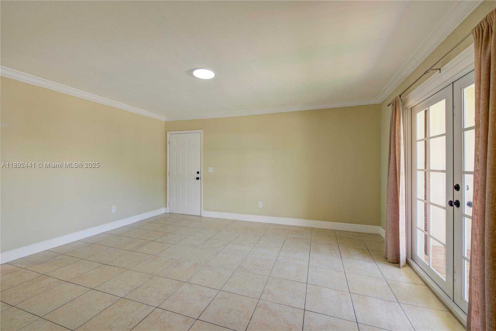 Small Image of 3609 SOUTH LE JEUNE RD, Coral Gables Number 3