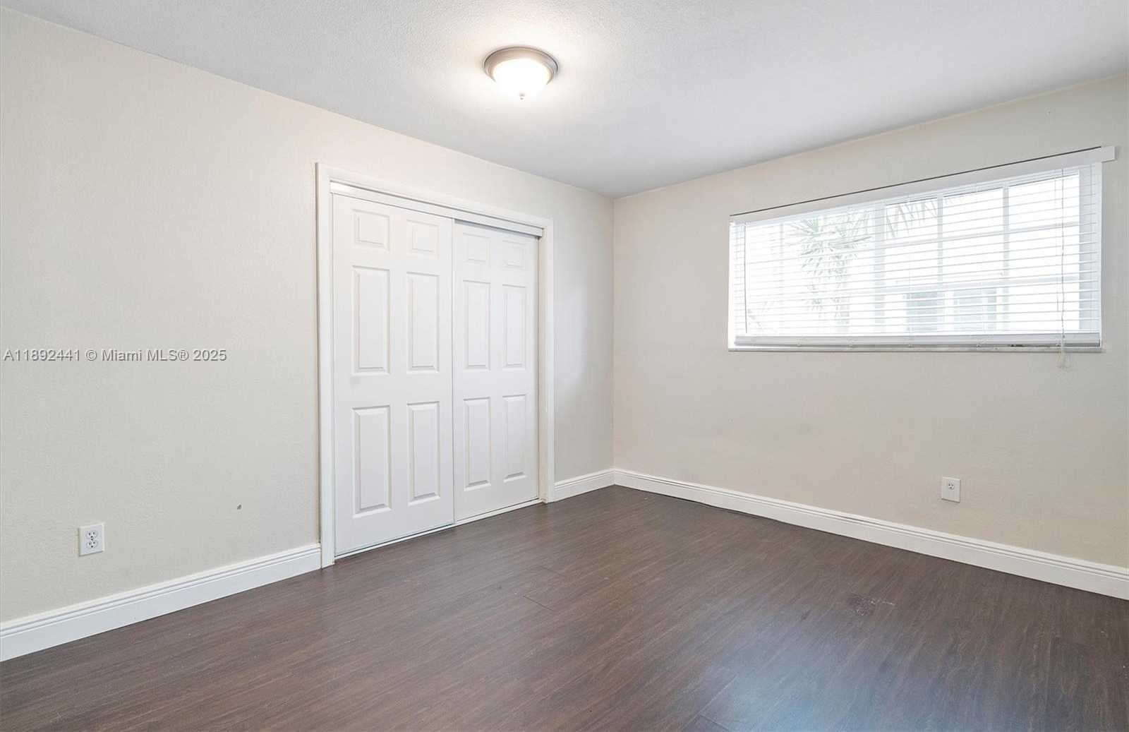Small Image of 3609 SOUTH LE JEUNE RD, Coral Gables Number 32
