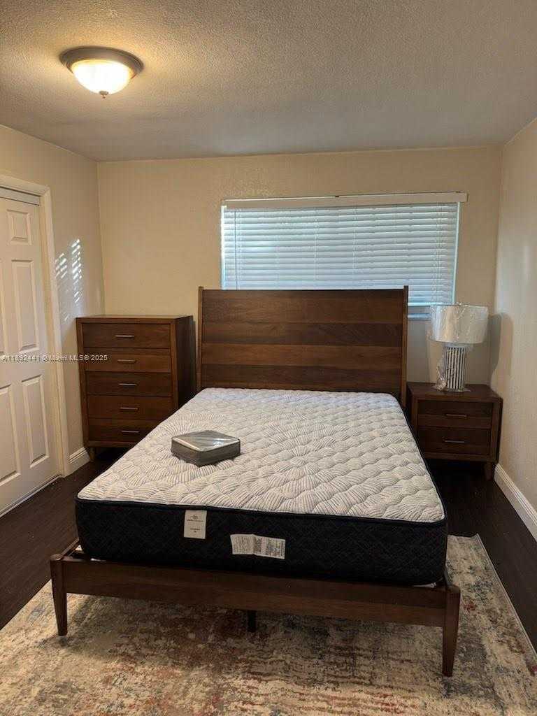 Small Image of 3609 SOUTH LE JEUNE RD, Coral Gables Number 36